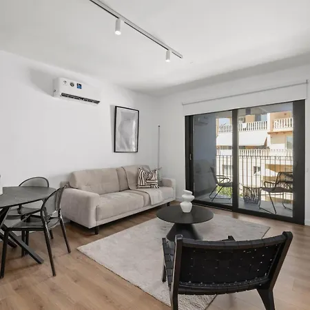 Nilea Court Xi Apartment